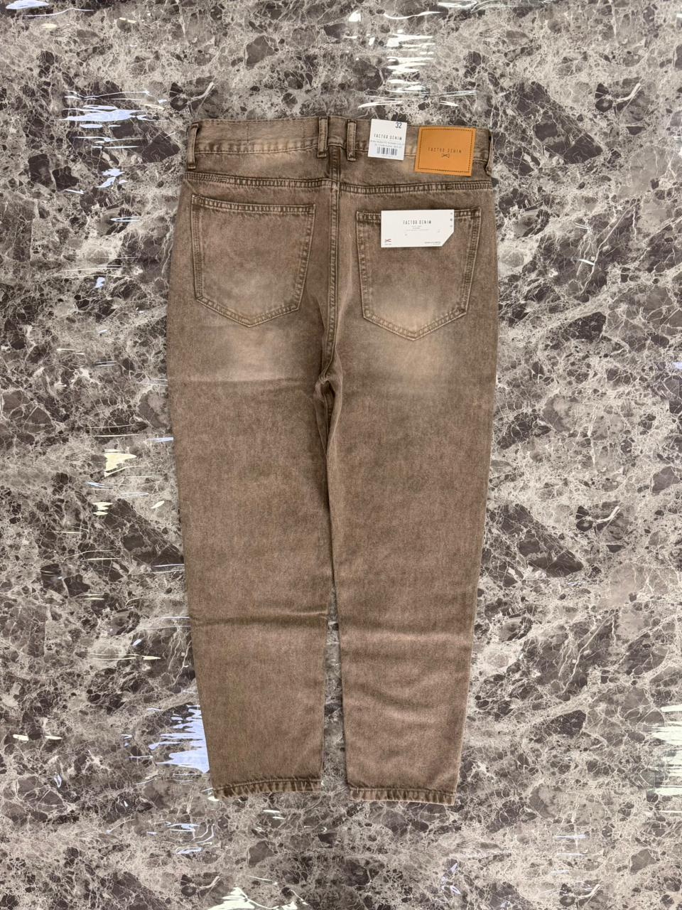 JEAN MOM FIT DENIM COLORS