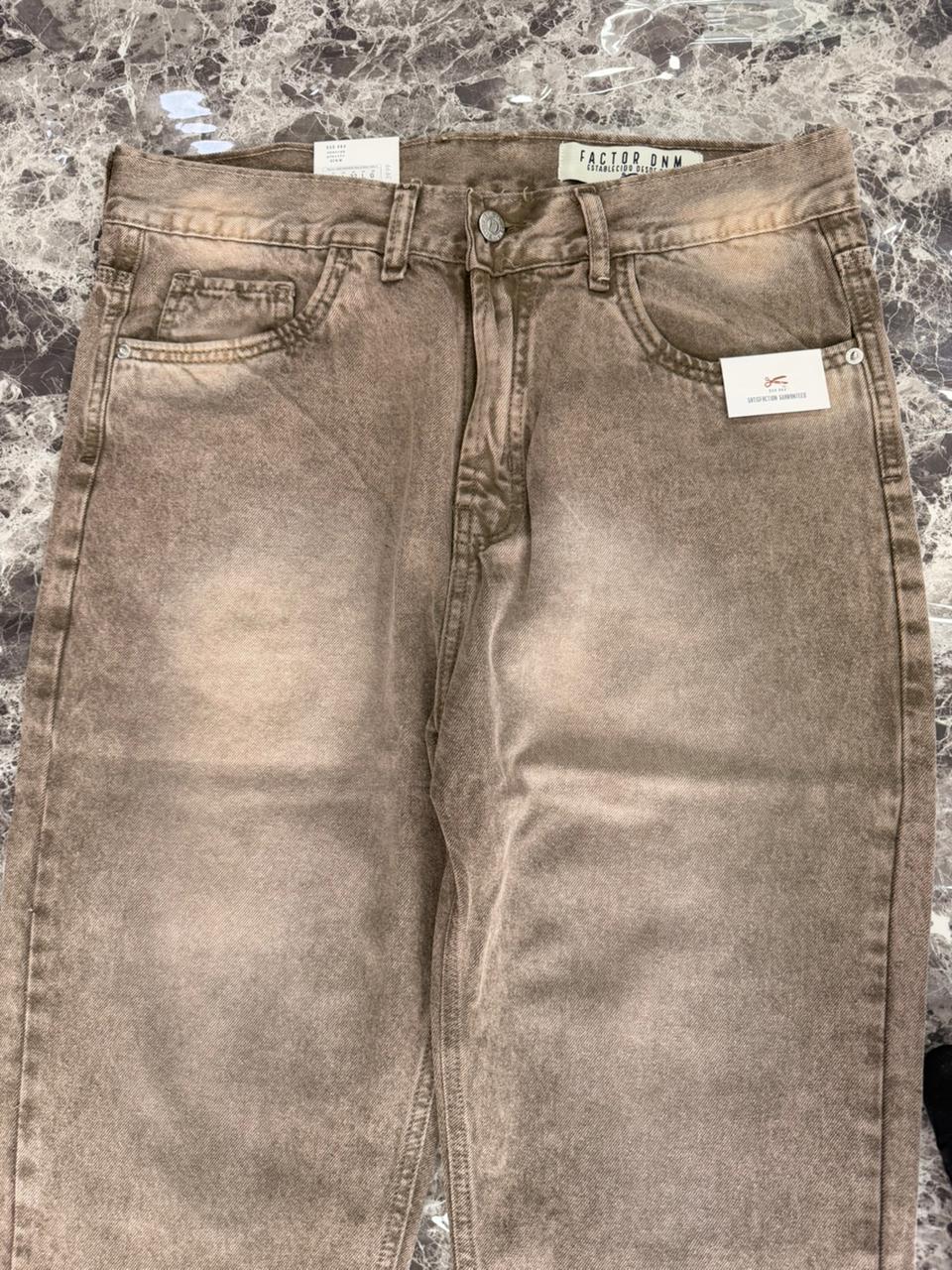 JEAN MOM FIT DENIM COLORS