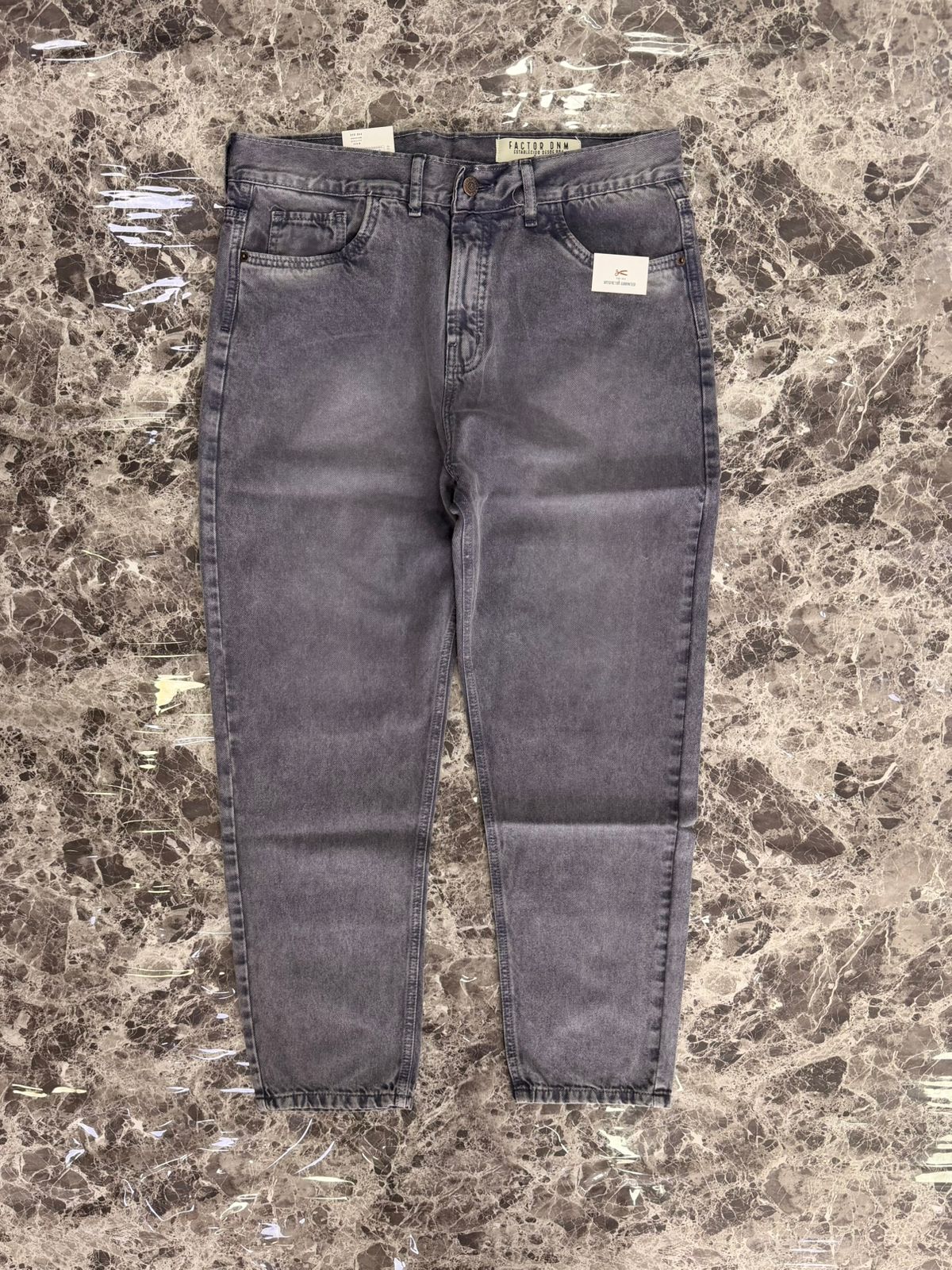 JEAN MOM FIT DENIM COLORS