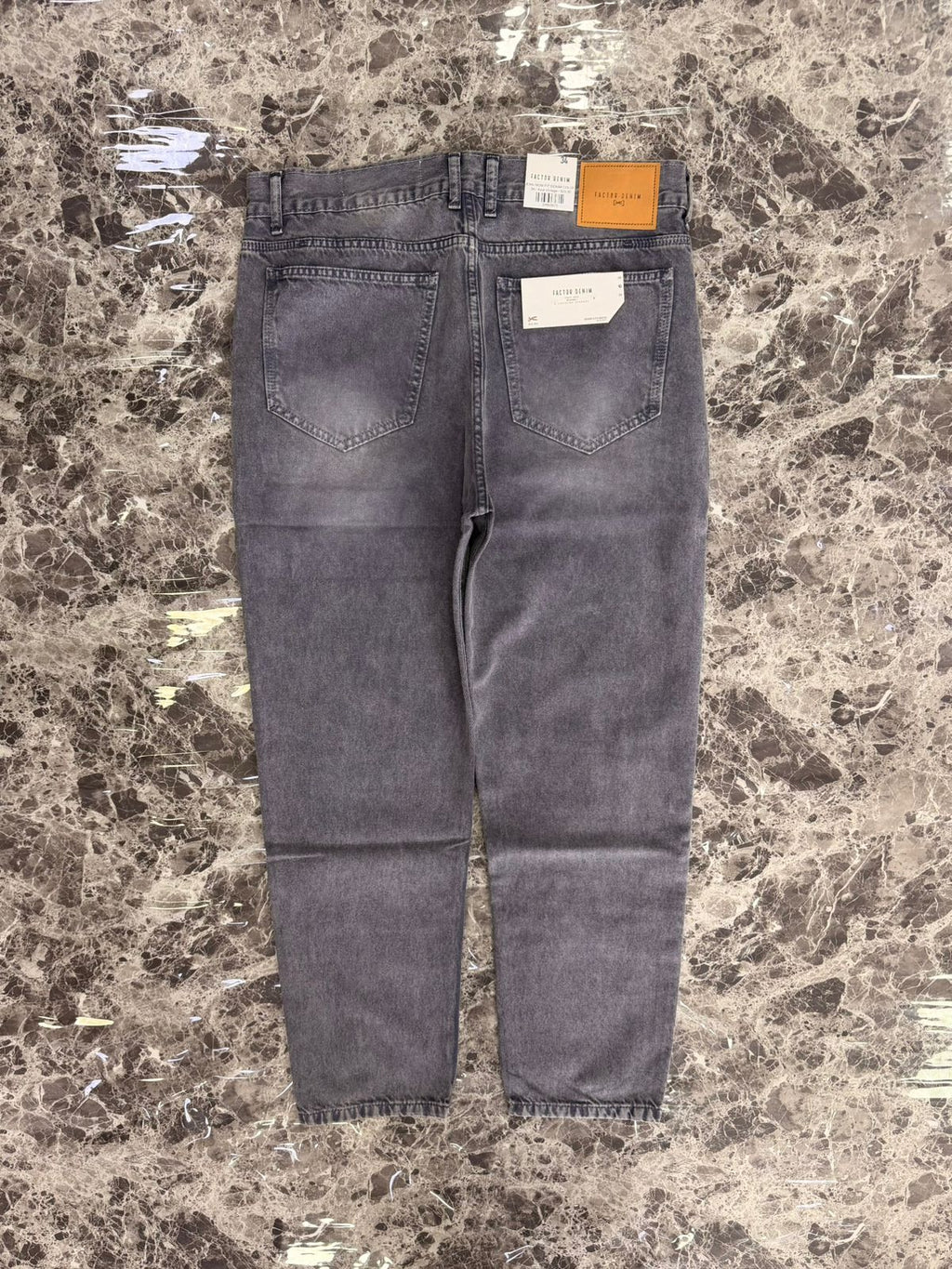 JEAN MOM FIT DENIM COLORS