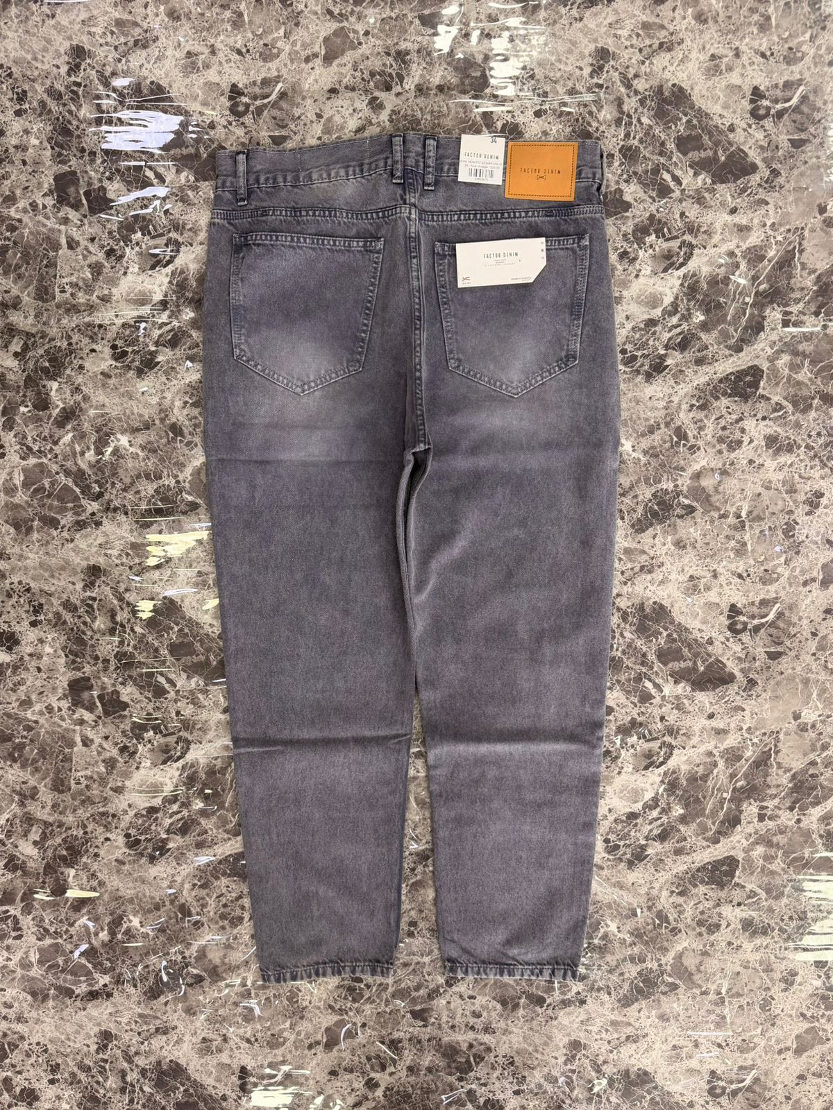 JEAN MOM FIT DENIM COLORS