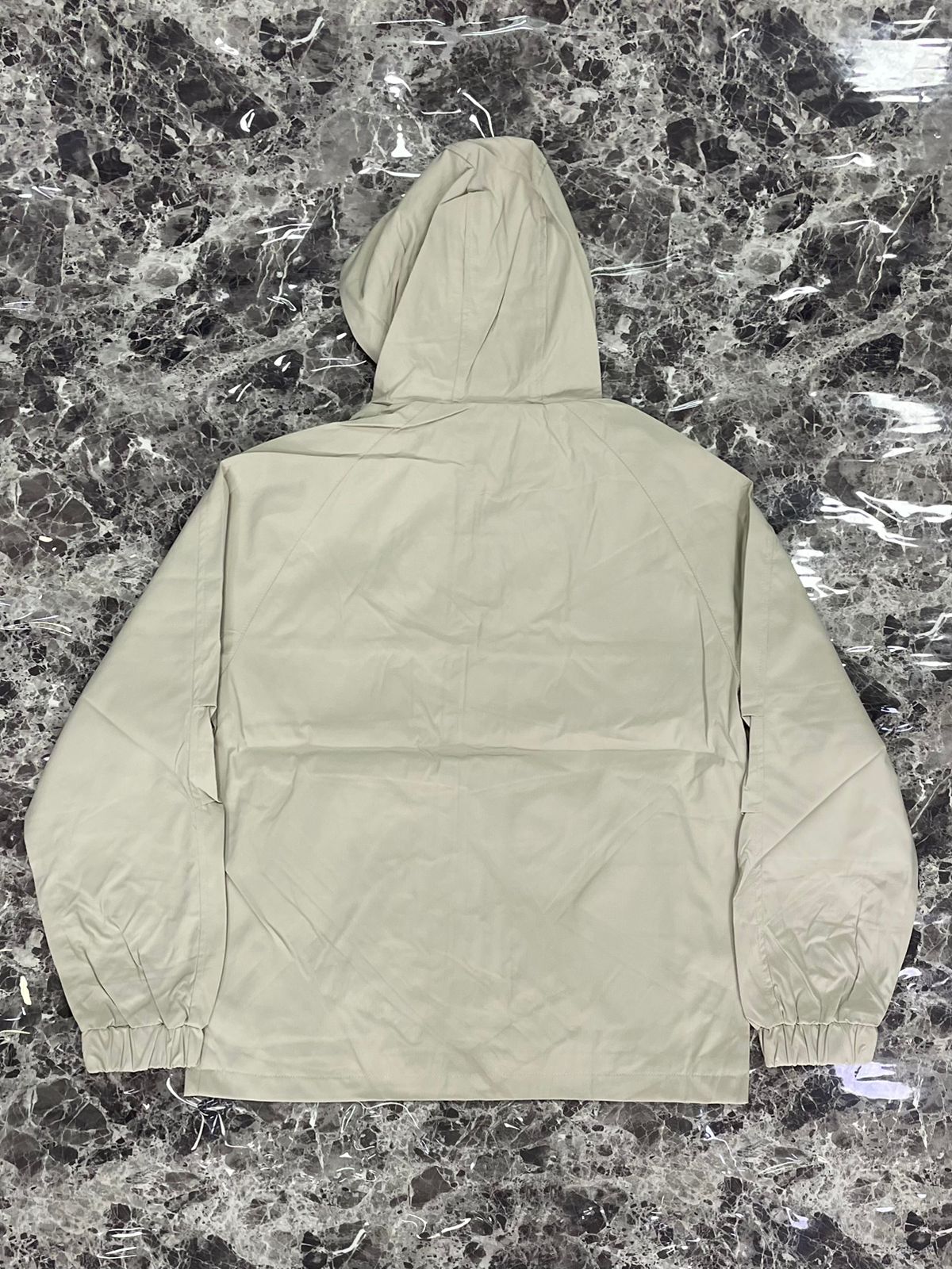 CHOMPA IMPERMEABLE ASTRO