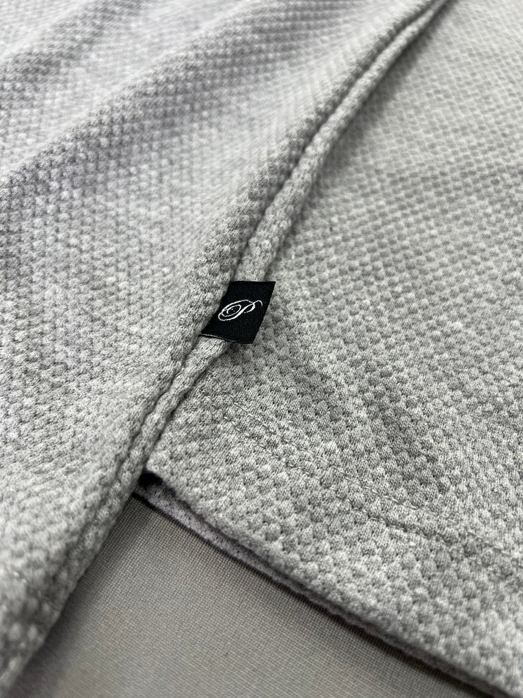 CAMISETA MANGA LARGA ESTÁNDAR PRM GRIS