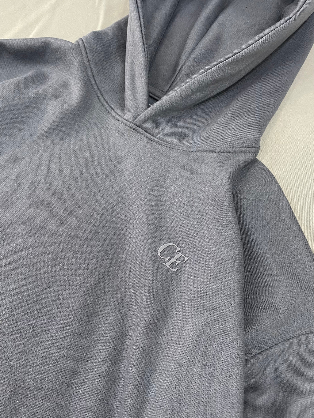 SUDADERA OVERSIZE CE AZUL
