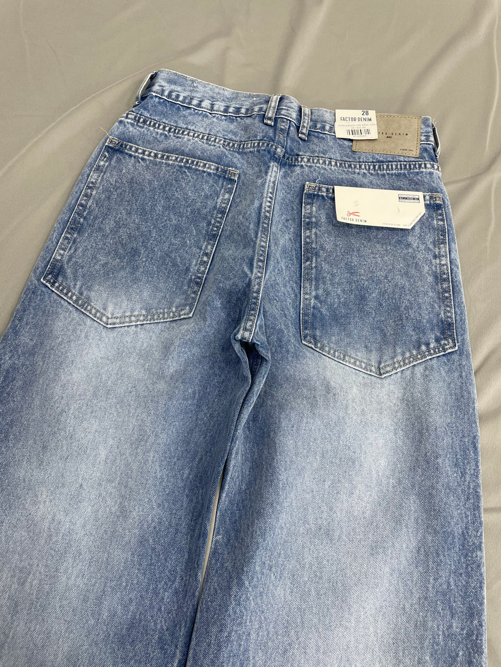JEAN BAGGY OG AZUL HIELO