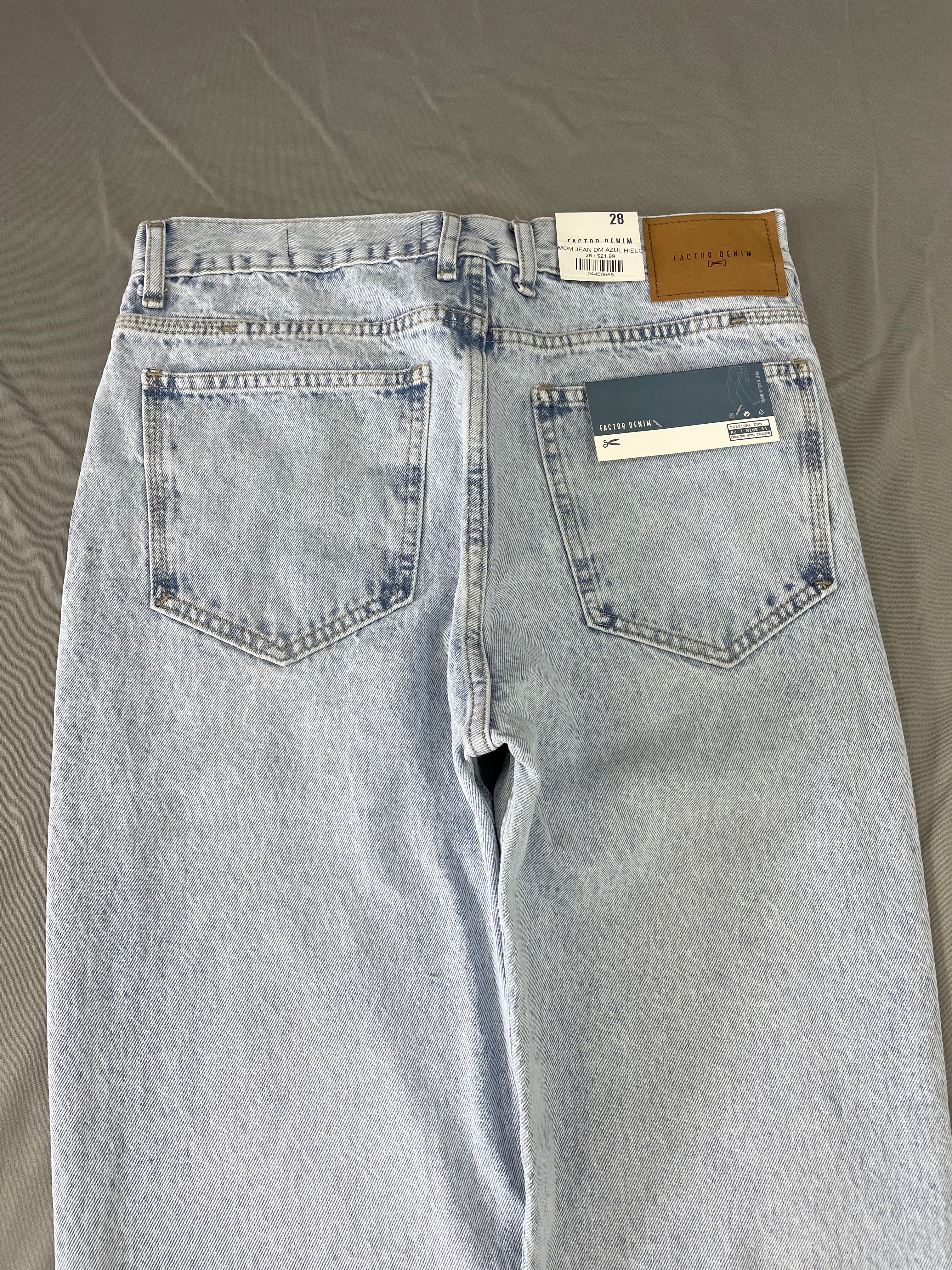 MOM JEAN DM AZUL HIELO