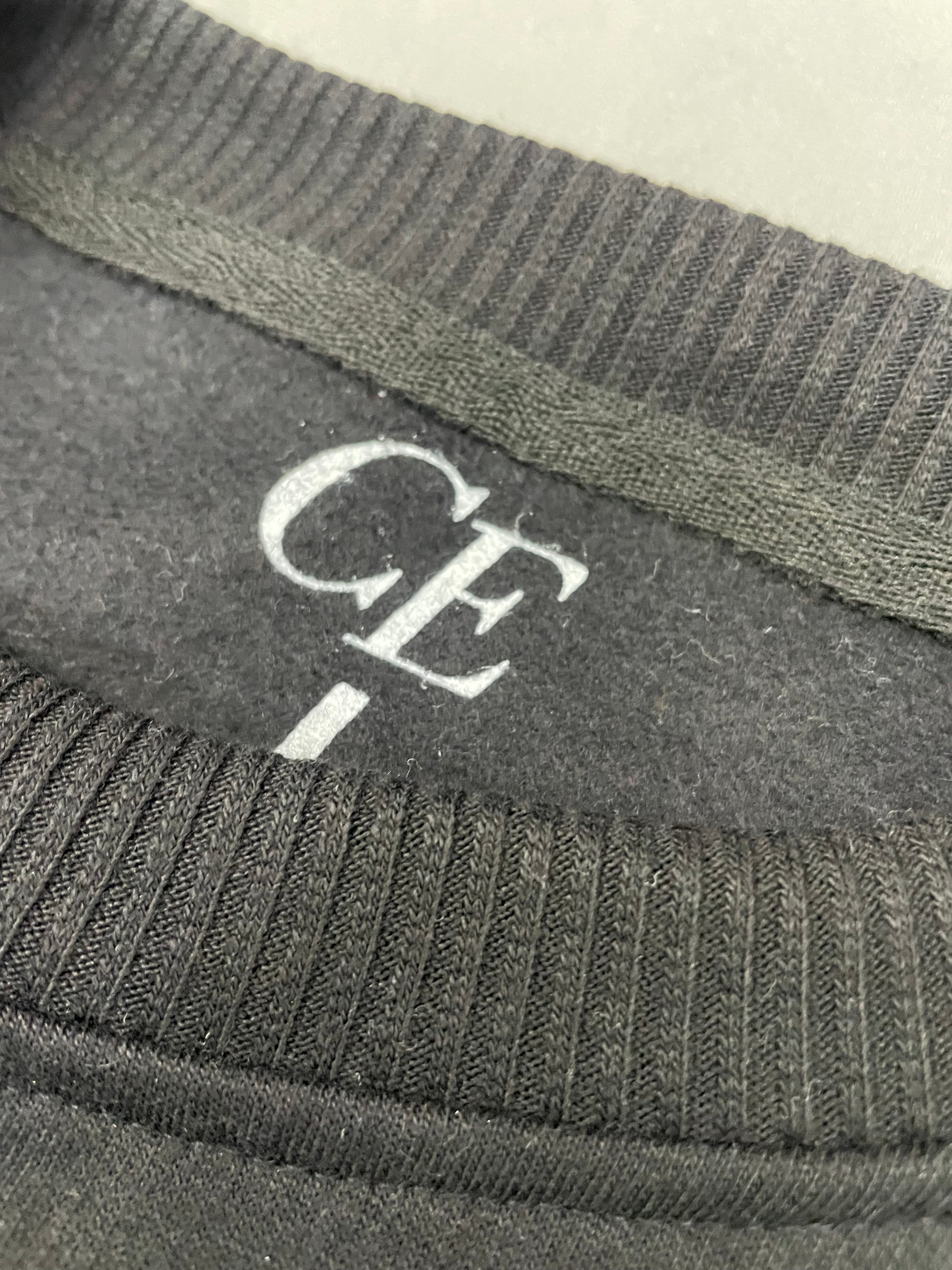 BUZO OVERSIZE CE NEGRO