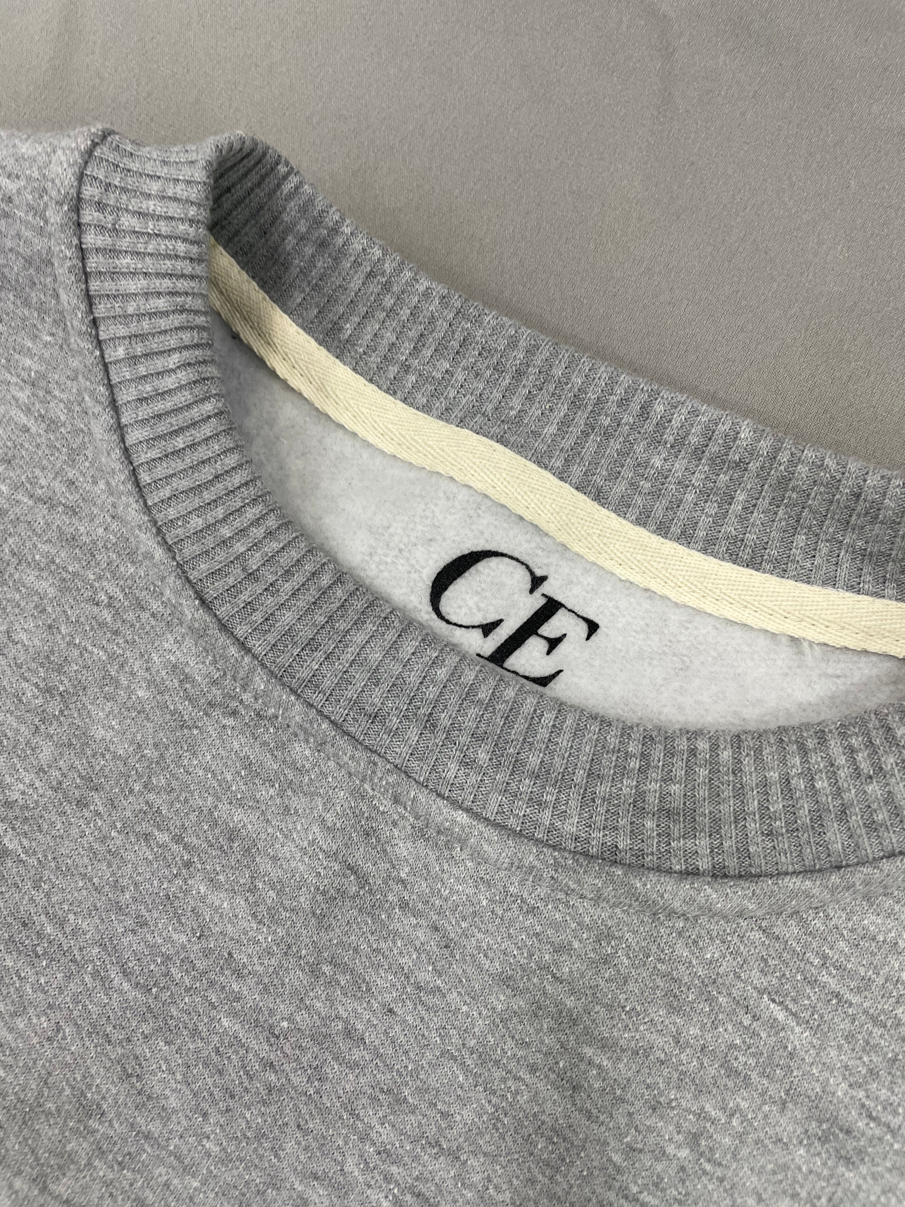 BUZO OVERSIZE CE GRIS