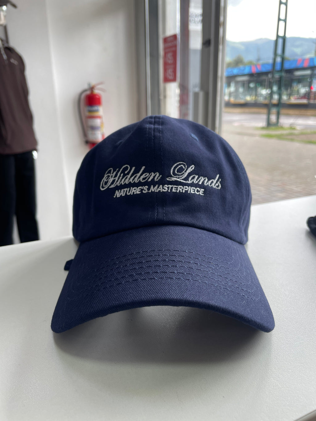 GORRA “HIDDEN LANDS NATURE’S MASTERPIECE”