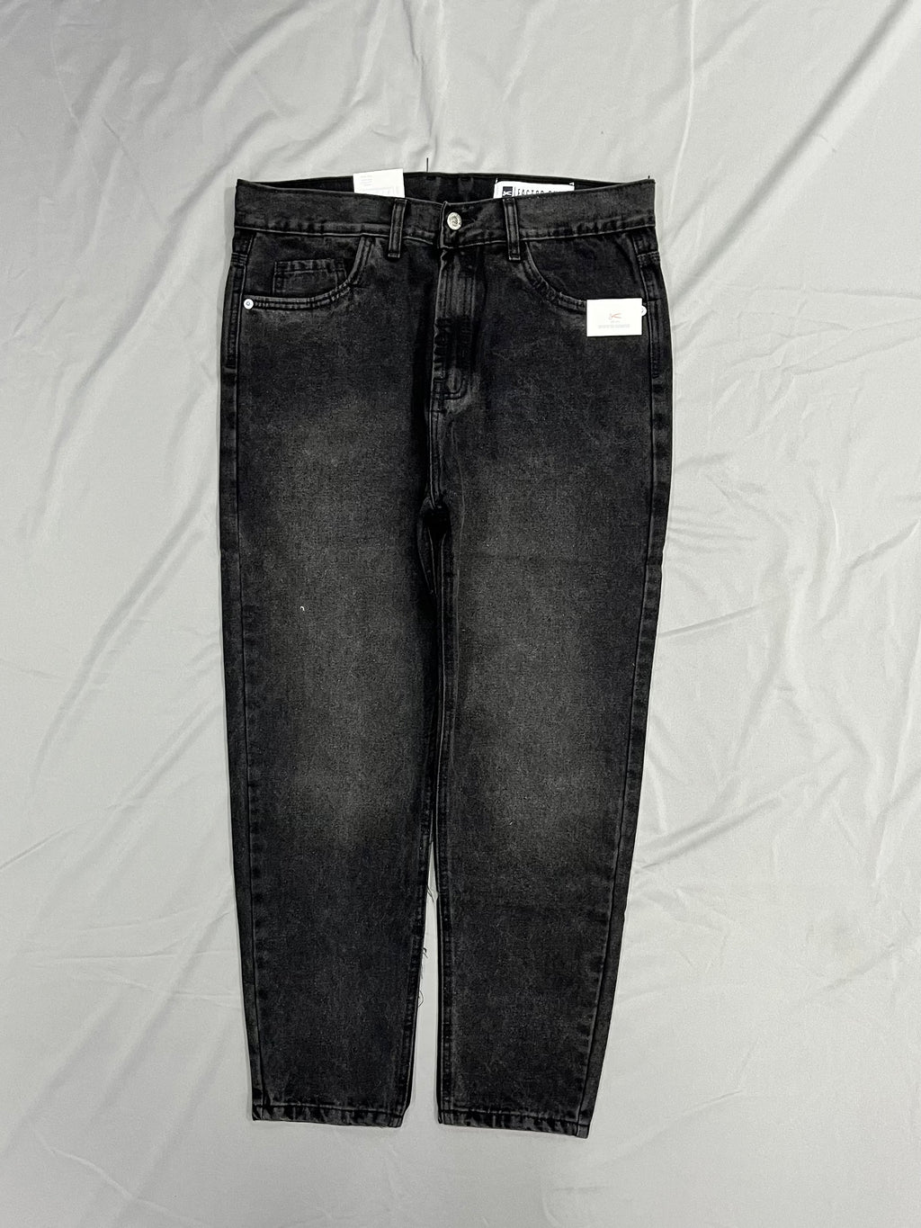 MOM JEAN DM GRIS OSCURO