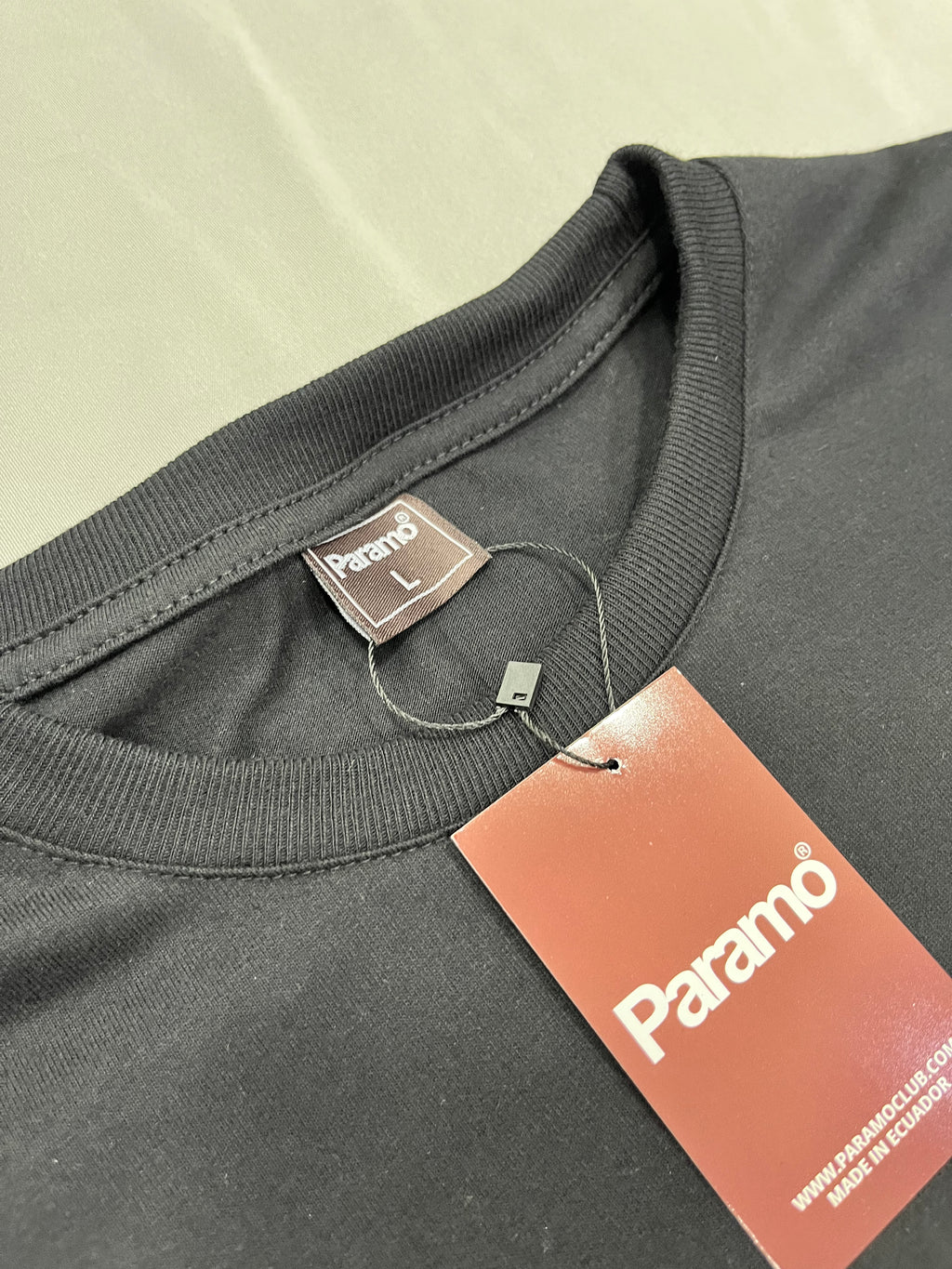 CAMISETA OVERSIZE PARAMOCLUB