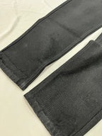 MOM JEAN DM NEGRO COMPLETO