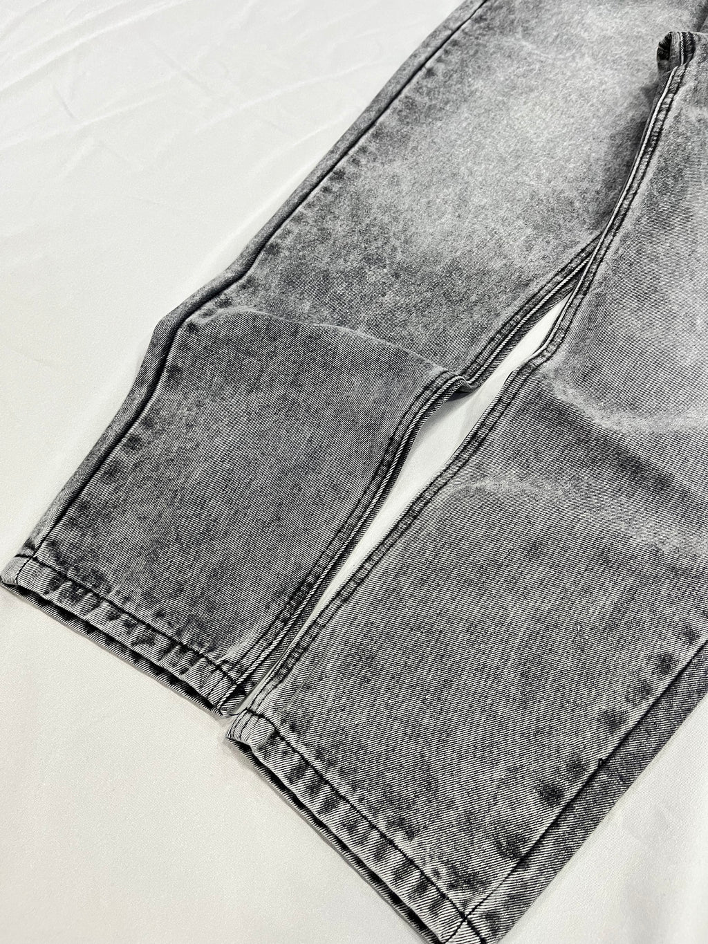 MOM JEAN DM GRIS CLARO