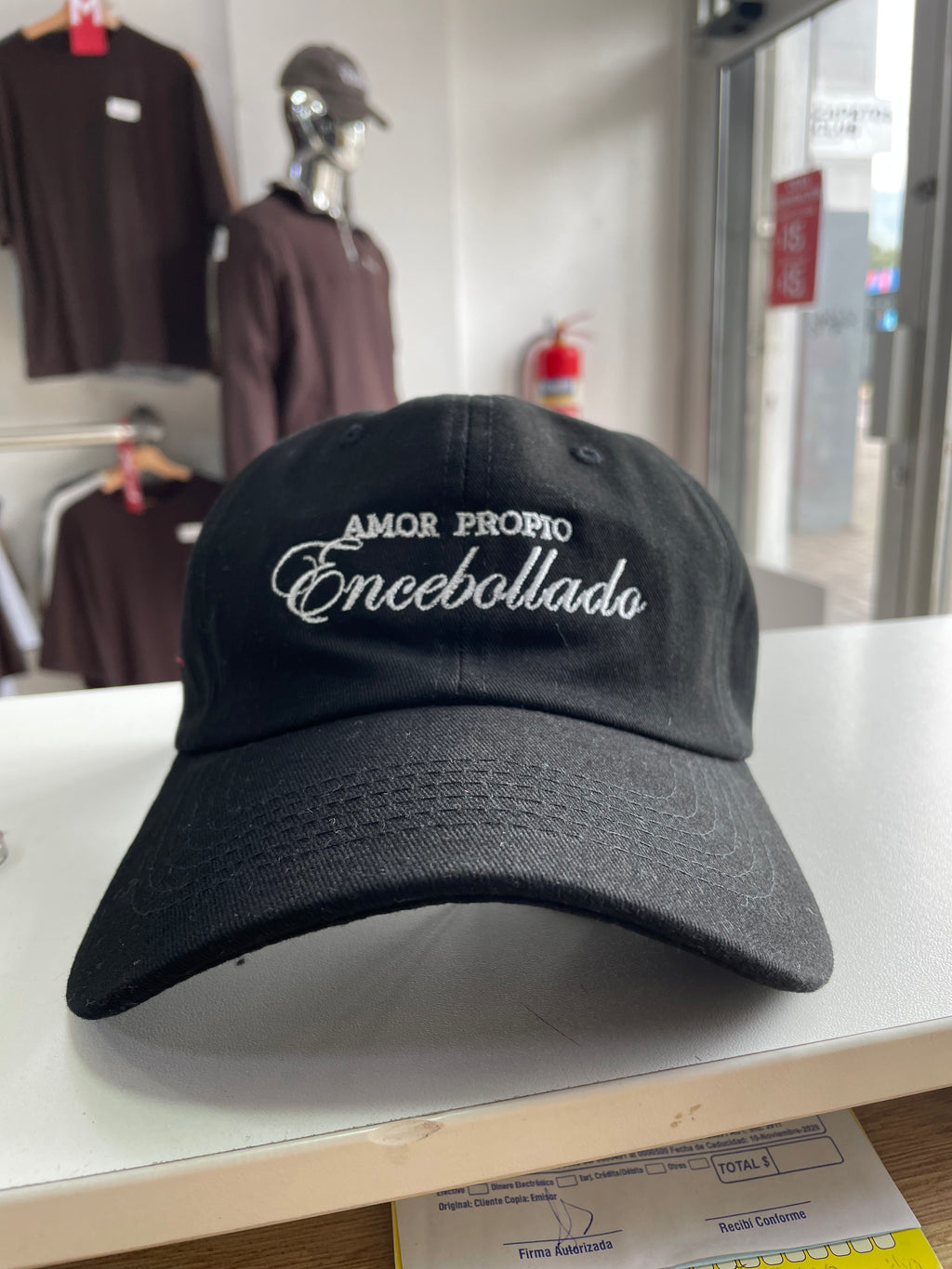 GORRA “AMOR PROPIO ENCEBOLLADO”