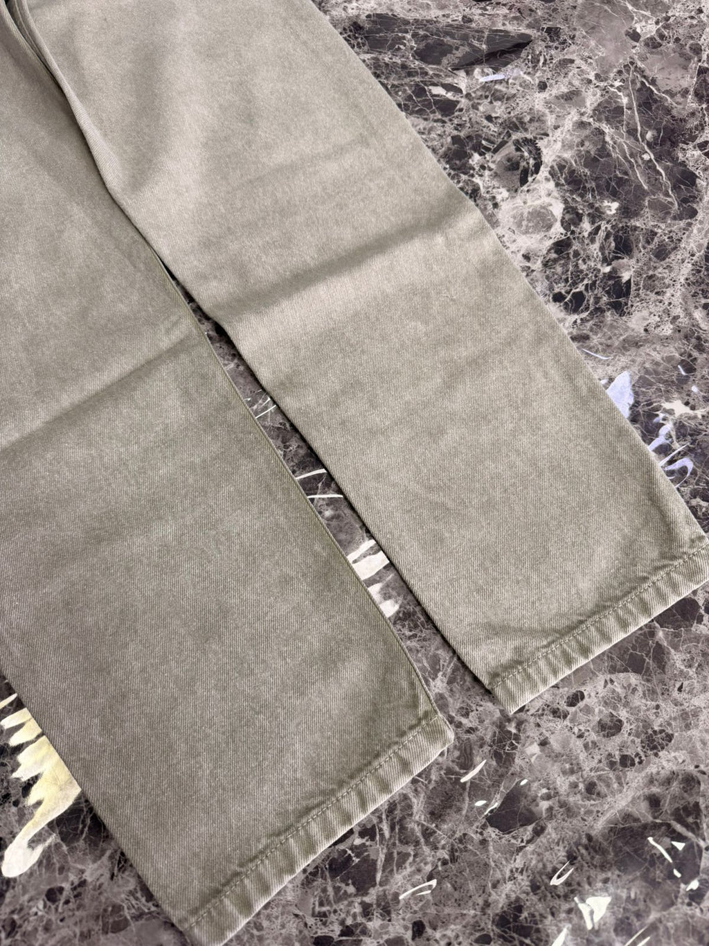 JEAN MOM FIT DENIM COLORS