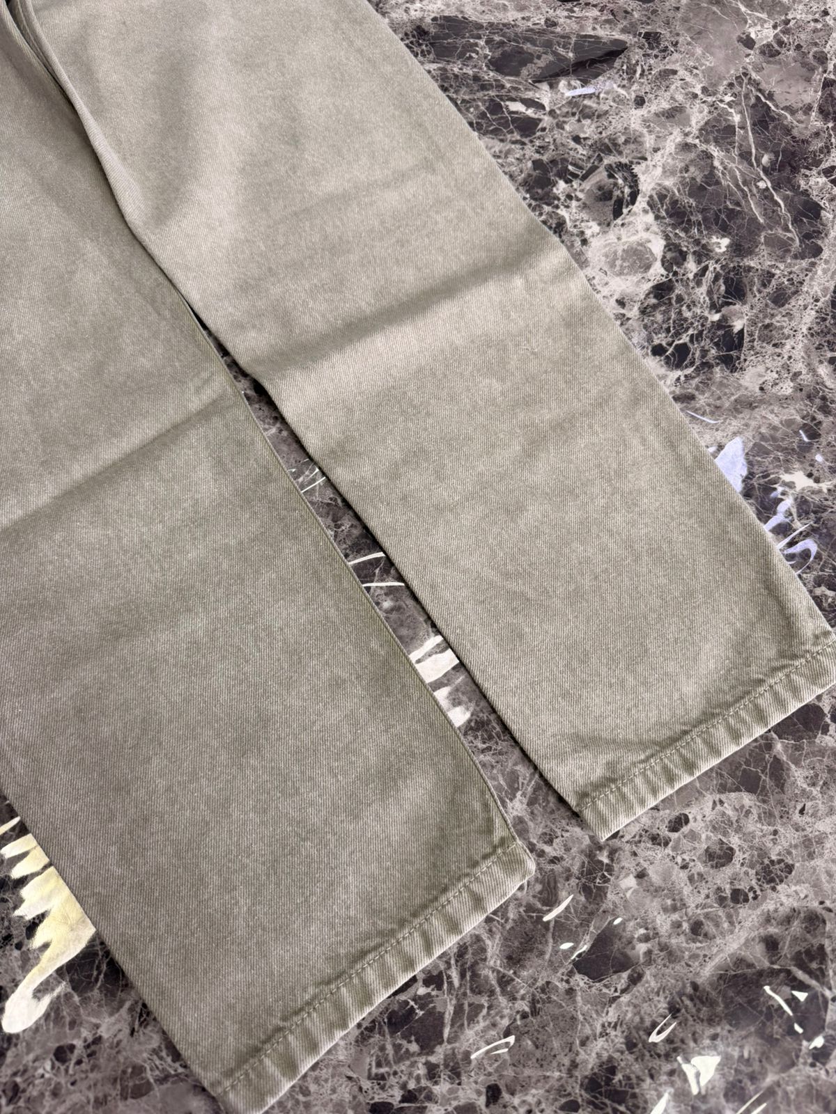 JEAN MOM FIT DENIM COLORS