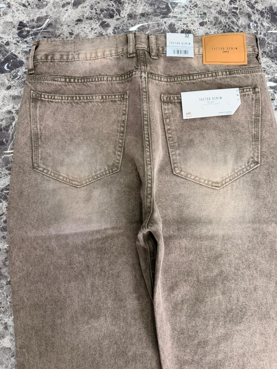 JEAN MOM FIT DENIM COLORS